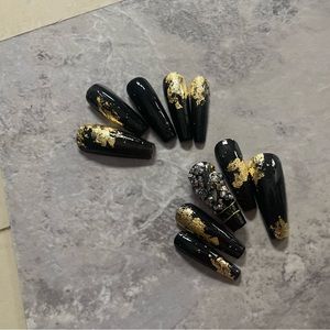 Handmade press on nails